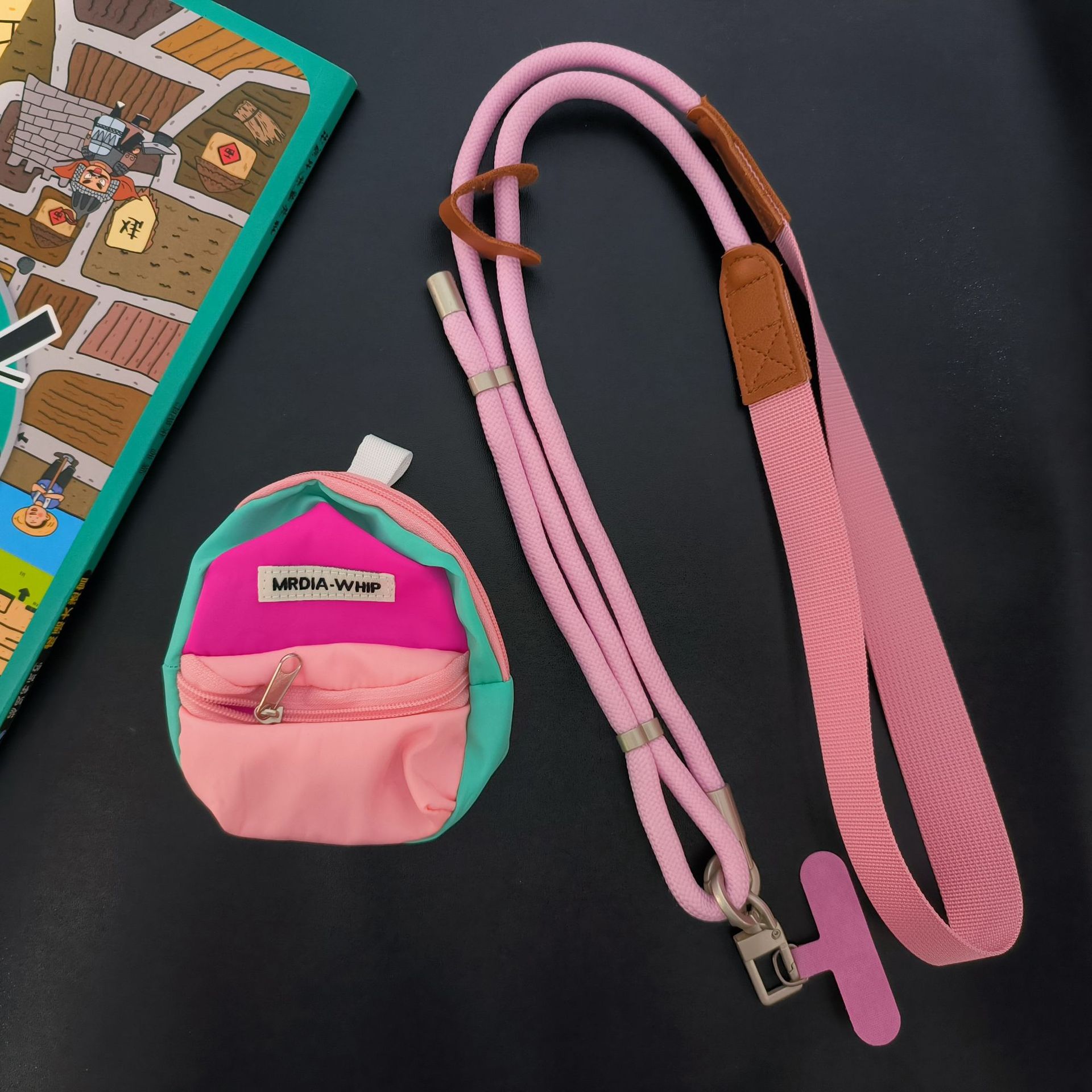 Small Earphone Case With A Lanyard To Prevent Loss, Also Suitable For Use As A Climbing Rope